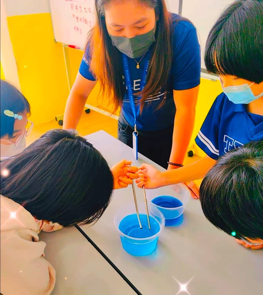 GLEXiS 科学实验:教师带学生做神奇反泡泡实验